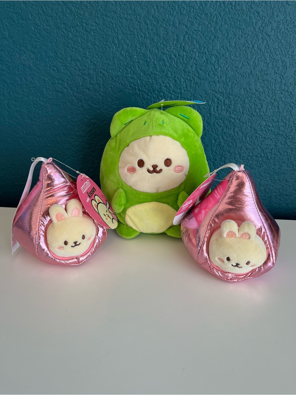 7” Anirollz Dog in Frog Outfit Anirollz x Hershey Kisses x2 Plushes